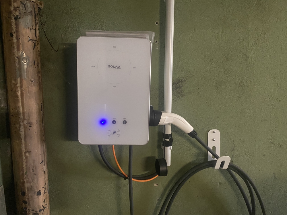 SolaX X1-X3-EVC