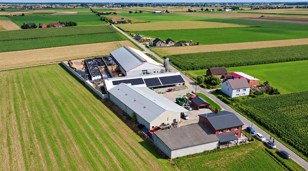 Integrated Solar and Storage Solution Integrated Solar and Storage Solution