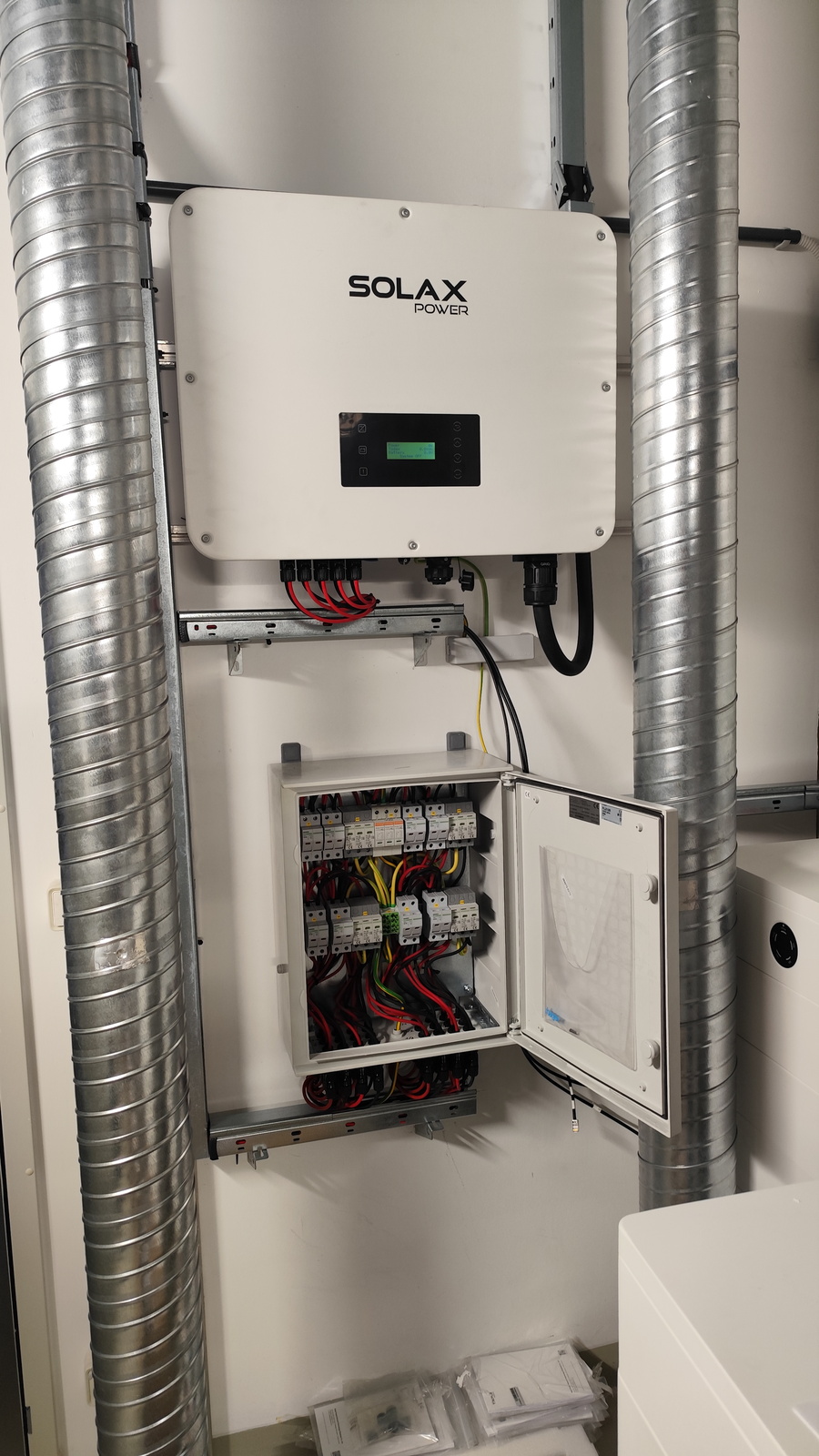 SolaX X3 Mega 50 kW SolaX X3 Mega 50 kW