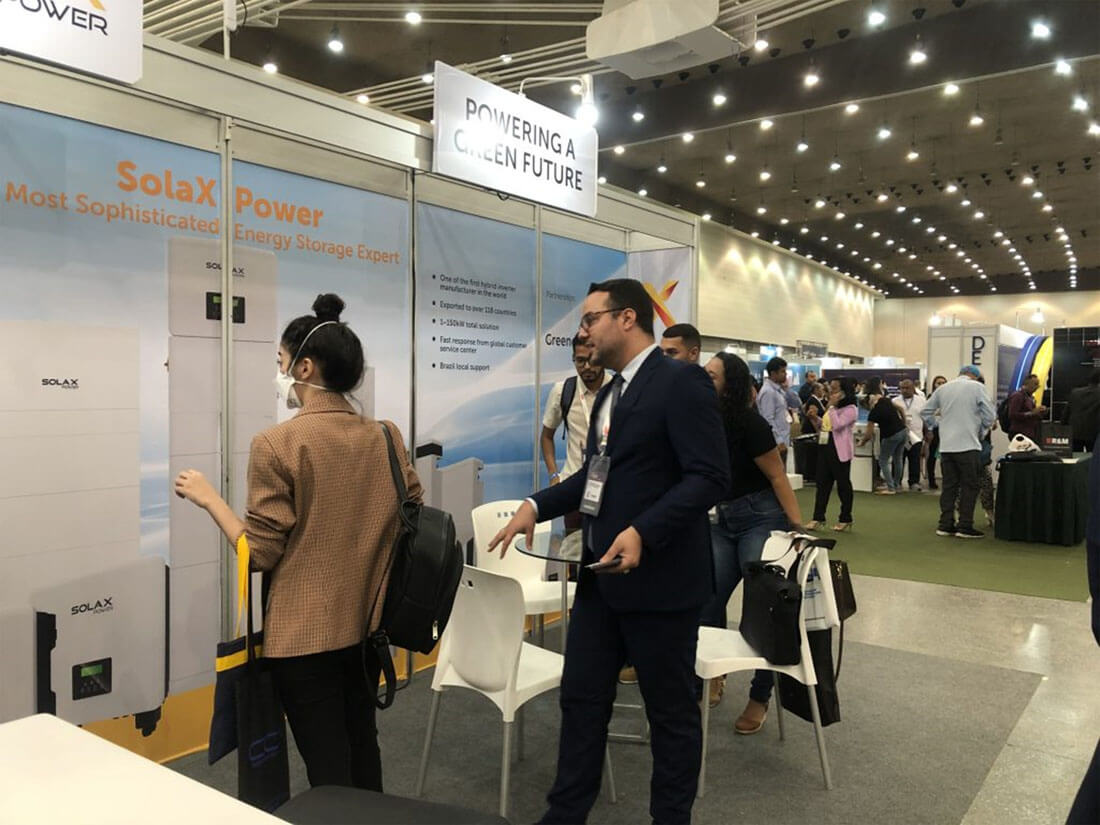 SolaX Exchange Insights During Intersolar Summit Brazil